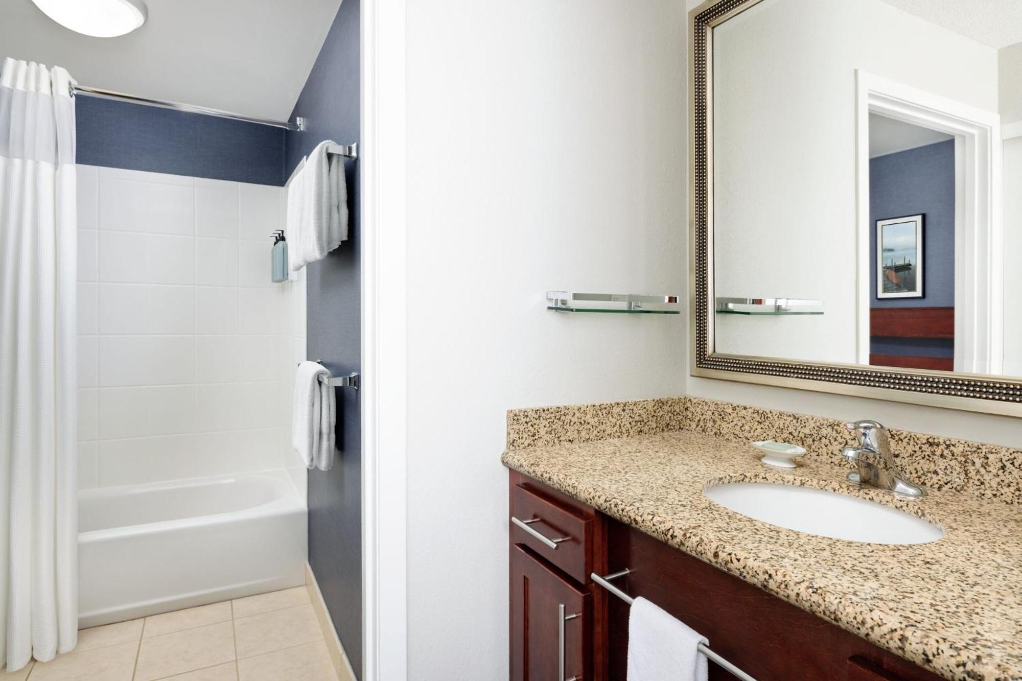 Residence Inn Concord Bagian luar foto